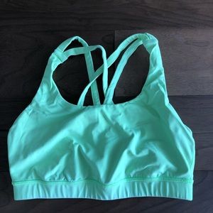 Lululemon sports bra